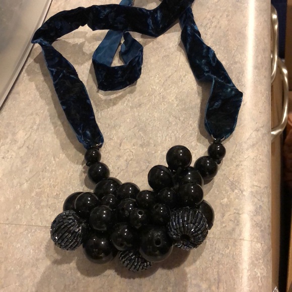 NWT Anthropologie Avind Bib Necklace, statement - Picture 6 of 6